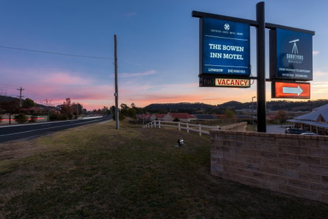 The Bowen Inn Motel - Accommodation Sunshine Coast 1