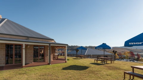 The Bowen Inn Motel - Accommodation Sunshine Coast 2