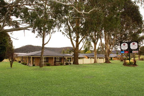 Zig Zag Motel - Accommodation Sunshine Coast 0