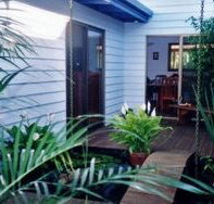 Hillcrest Mountain View Retreat - Accommodation Sunshine Coast