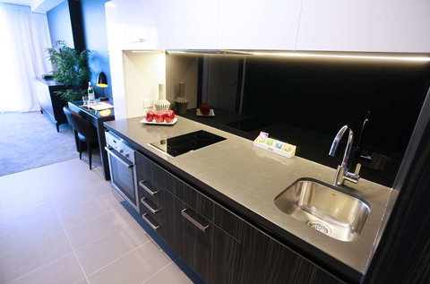 Alex Perry Hotel and Apartments - Accommodation Sunshine Coast 11