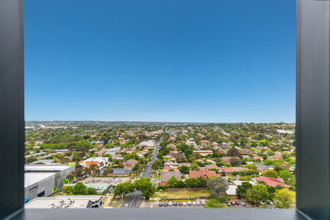 Arise Sky One - Accommodation Sunshine Coast 10