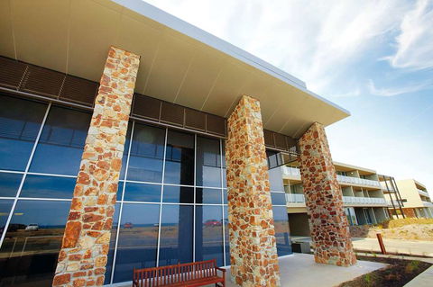 Wyndham Resort Torquay - Accommodation Sunshine Coast 0