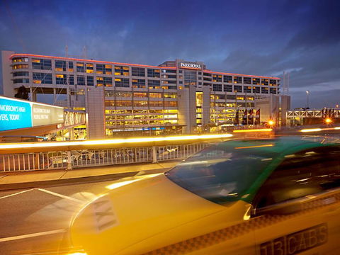 PARKROYAL Melbourne Airport - Accommodation Sunshine Coast 0