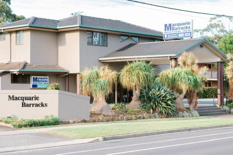 Macquarie Barracks Inn - Accommodation Sunshine Coast 0
