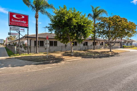 Econo lodge Moree Spa Motor Inn - Accommodation Sunshine Coast 0