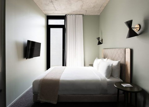 Alex Hotel, Perth - Accommodation Sunshine Coast 2