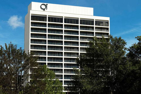 QT Canberra - Accommodation Sunshine Coast 0