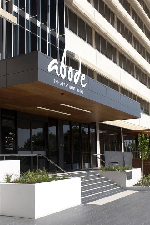 Abode Woden - Accommodation Sunshine Coast 0