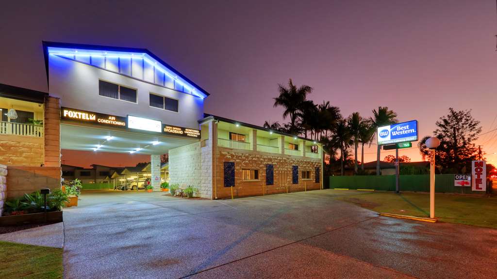 Caboolture QLD Accommodation Sunshine Coast