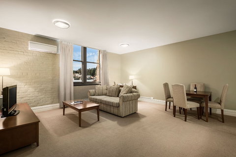 Launceston Central Apartments - Accommodation Sunshine Coast 4