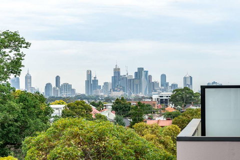 Artel Apartment Hotel Melbourne - Accommodation Sunshine Coast 1