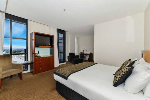 Peppers Waymouth Hotel - Accommodation Sunshine Coast 2