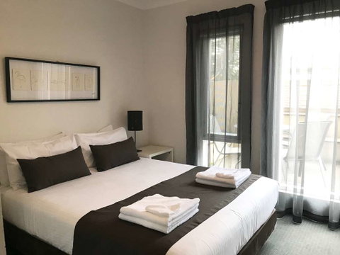 DressCircle Apts - Archer St - Accommodation Sunshine Coast 1