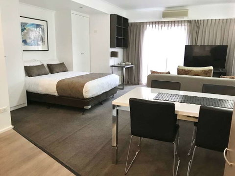 DressCircle Apts - Archer St - Accommodation Sunshine Coast 2