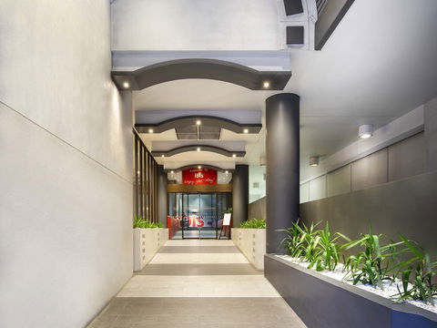 Ibis Hotel - Accommodation Sunshine Coast 1