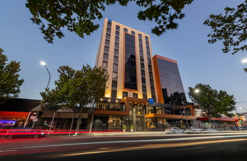 TRYP by Wyndham Pulteney Street - Accommodation Sunshine Coast 0
