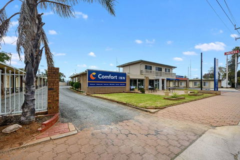 Comfort Inn Flinders on Main - Accommodation Sunshine Coast 0