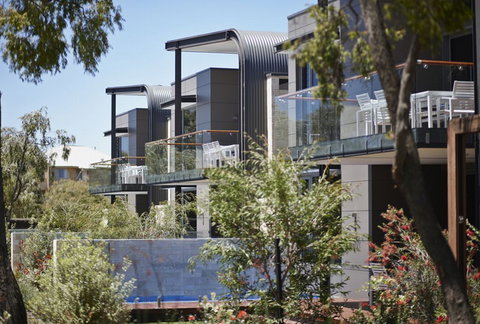 Aqua Resort - Accommodation Sunshine Coast 0