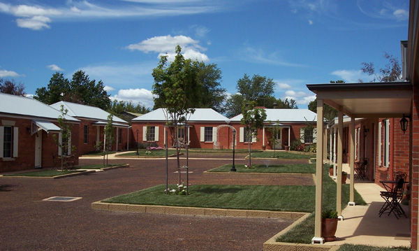Ross TAS Accommodation Sunshine Coast