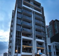 Meriton Suites Southport - Accommodation Sunshine Coast