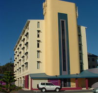 Ocean Beach Hotel - Accommodation Sunshine Coast