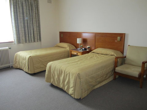 University House - ANU - Accommodation Sunshine Coast 29