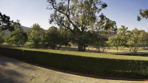University House - ANU - Accommodation Sunshine Coast 21