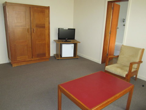 University House - ANU - Accommodation Sunshine Coast 41