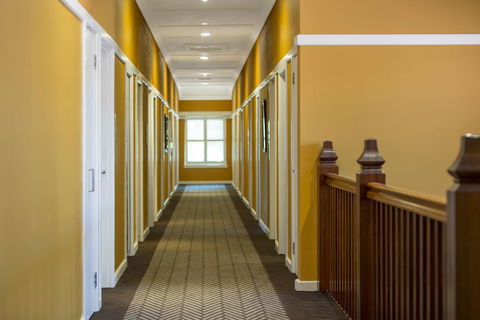 Hotel Kurrajong Canberra - Accommodation Sunshine Coast 16