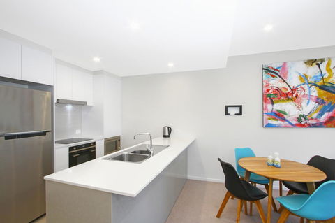 IQ Smart Apartments 704 Braddon ACT - Accommodation Sunshine Coast 3