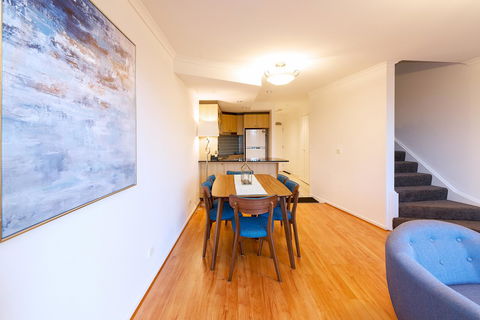 ALLARA CANBERRA - Accommodation Sunshine Coast 3