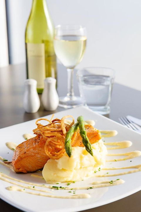 Quality Hotel Dickson - Accommodation Sunshine Coast 9