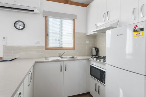 Port Broughton Tourist Park - Accommodation Sunshine Coast 18