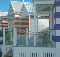 Beach Huts Middleton - Accommodation Sunshine Coast