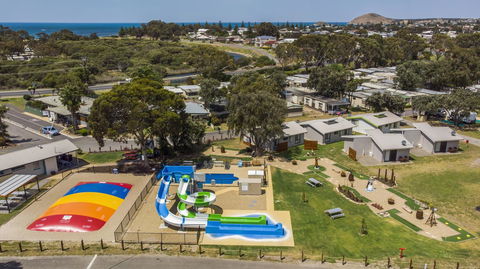 Victor Harbor Holiday Park - Accommodation Sunshine Coast 12