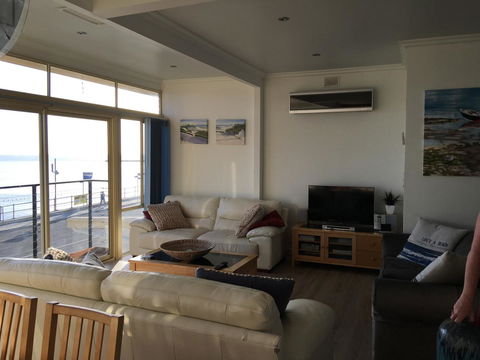 Crystal Blue Apartment - Accommodation Sunshine Coast 35