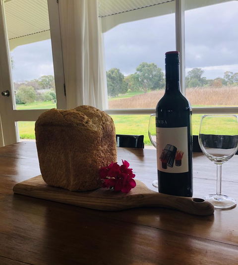 The Lake House Retreat - Accommodation Sunshine Coast 12