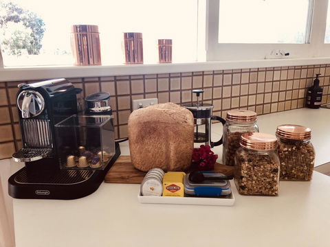 The Lake House Retreat - Accommodation Sunshine Coast 1