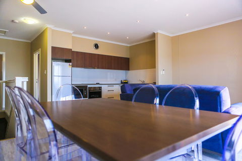 Marina Hotel - Accommodation Sunshine Coast 33