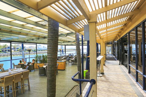 Marina Hotel - Accommodation Sunshine Coast 44