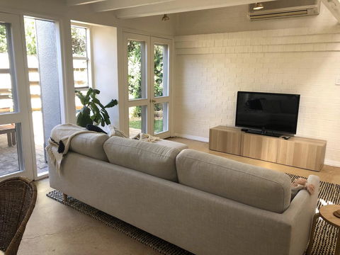 The Loft - Beautiful Central Barossa Apartment - Accommodation Sunshine Coast 1