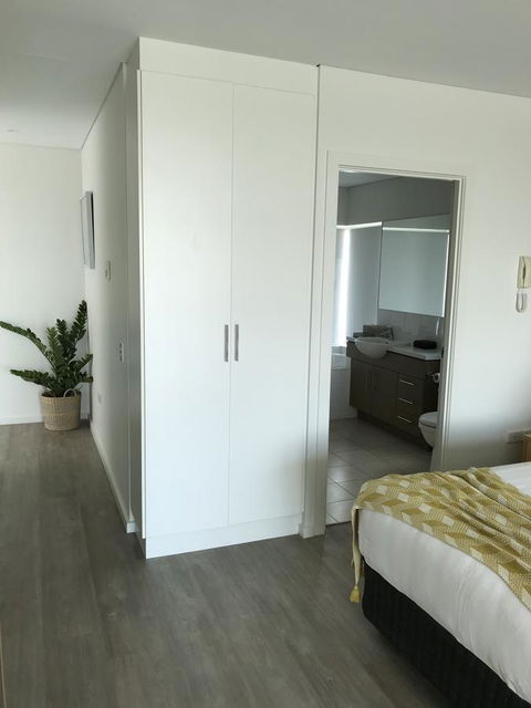Ocean View Luxury Apartment & Suite - Accommodation Sunshine Coast 10