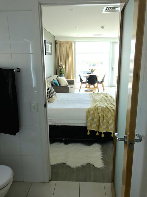 Ocean View Luxury Apartment & Suite - Accommodation Sunshine Coast 16