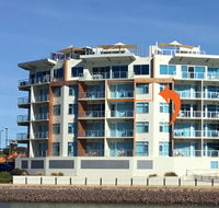 Wallaroo Marina Waterfront Luxe Apartment - Accommodation Sunshine Coast