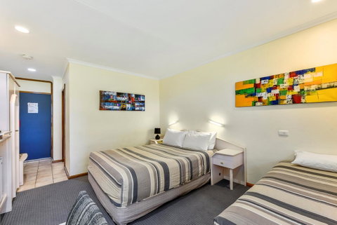 William Macintosh Motor Lodge - Accommodation Sunshine Coast 13