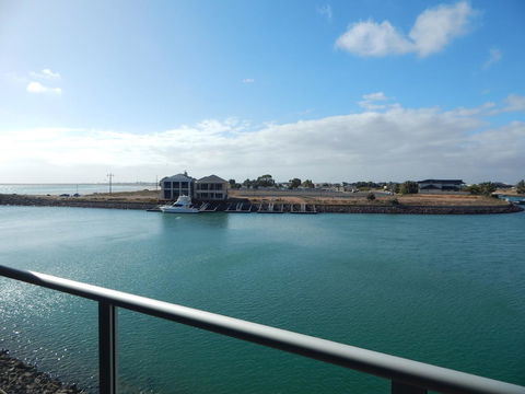 Wallaroo Marina Executive Apartments - Accommodation Sunshine Coast 18