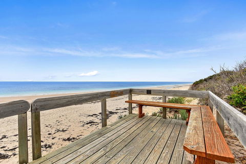 'The Hidden Diamond' - Normanville - Accommodation Sunshine Coast 1