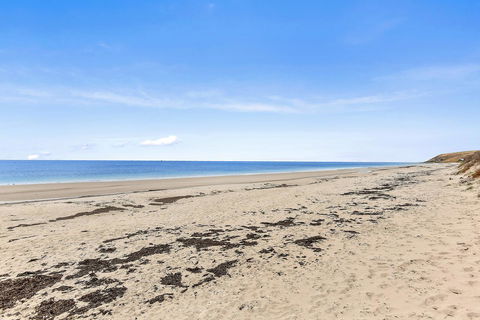 'The Hidden Diamond' - Normanville - Accommodation Sunshine Coast 10