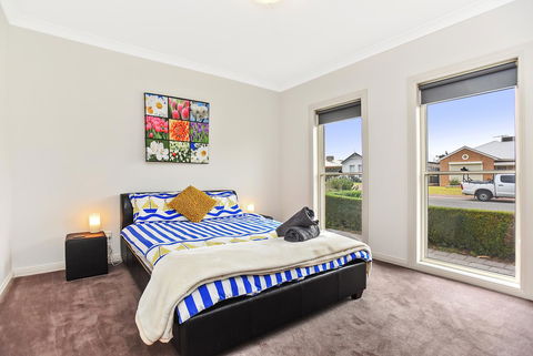 'The Hidden Diamond' - Normanville - Accommodation Sunshine Coast 23